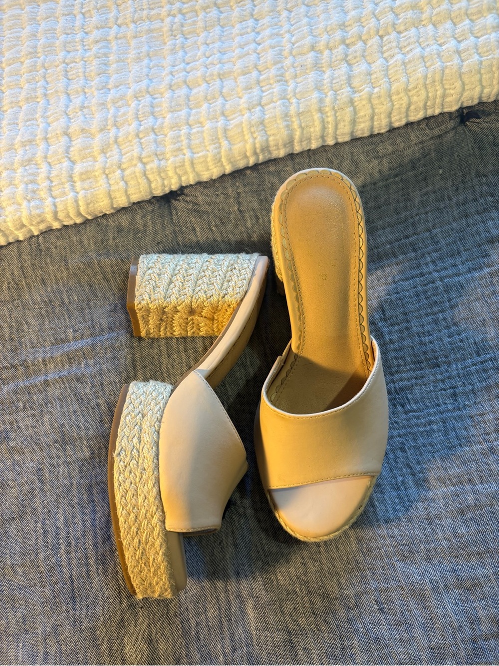 Shu Shop Elvira Platform Bone Heel Size 8.5